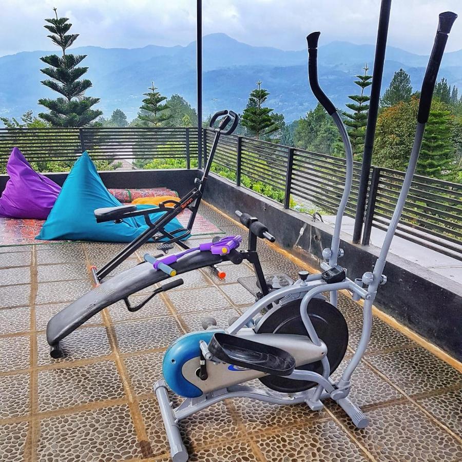 Villa Alessa Puncak Zewnętrze zdjęcie